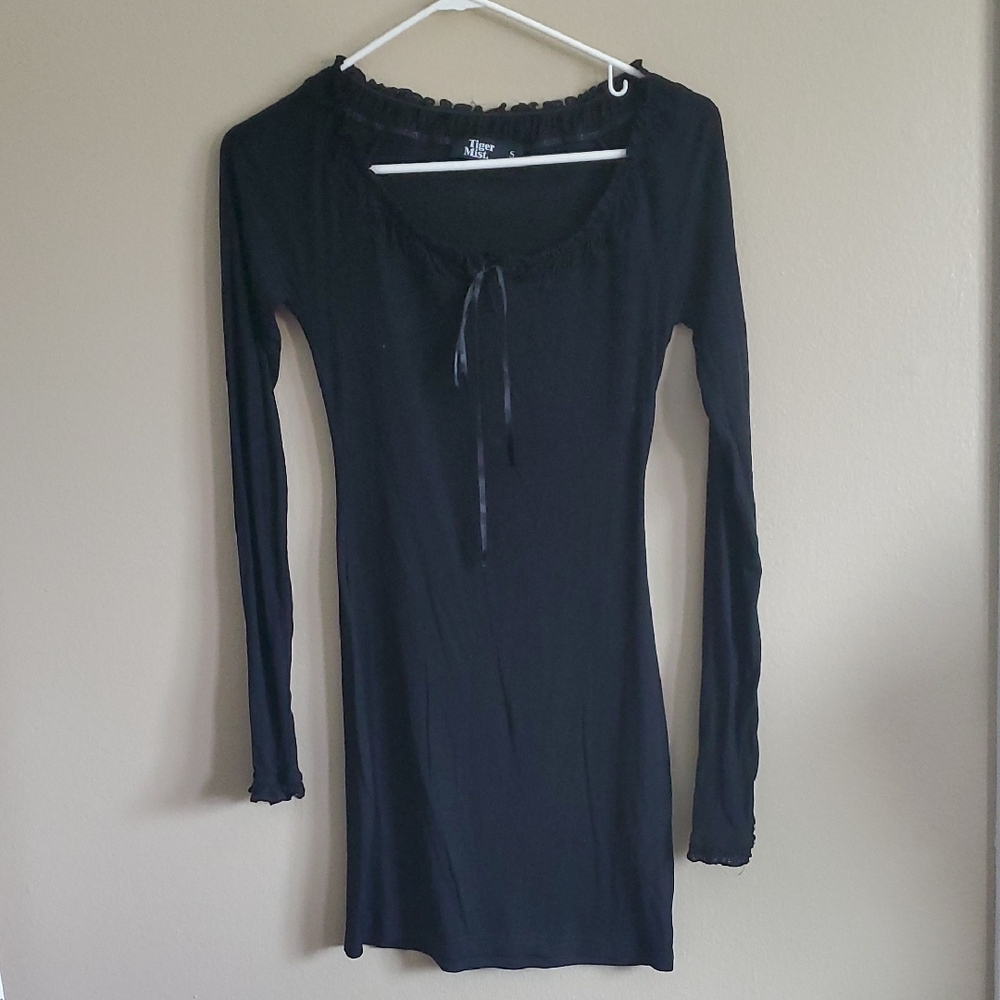 Tiger Mist Black Long Sleeve Dress with Tie